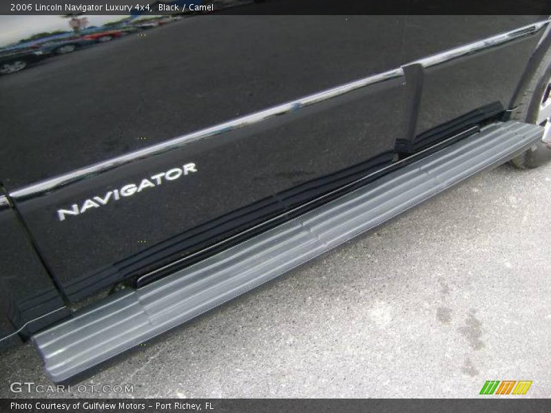 Black / Camel 2006 Lincoln Navigator Luxury 4x4