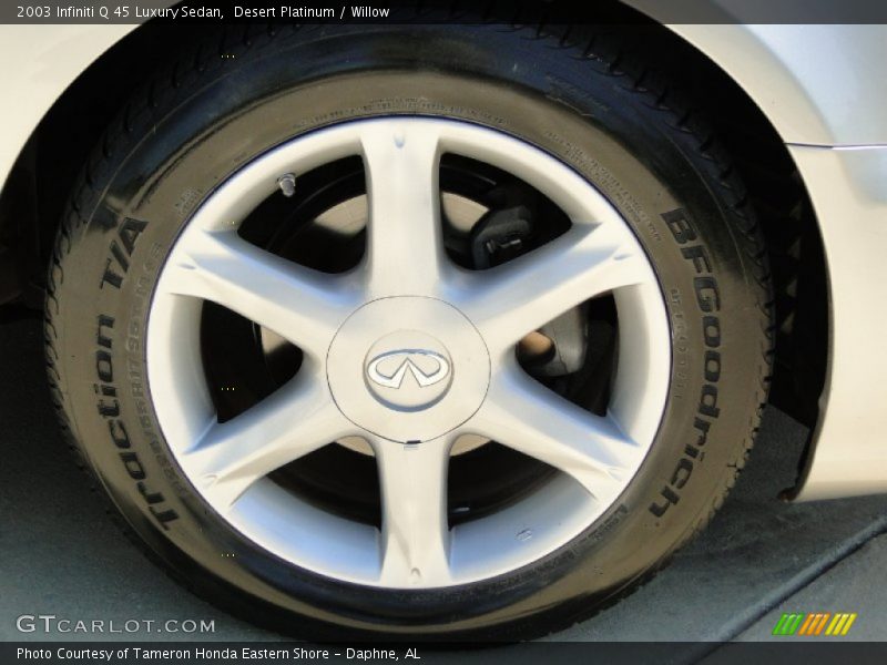  2003 Q 45 Luxury Sedan Wheel