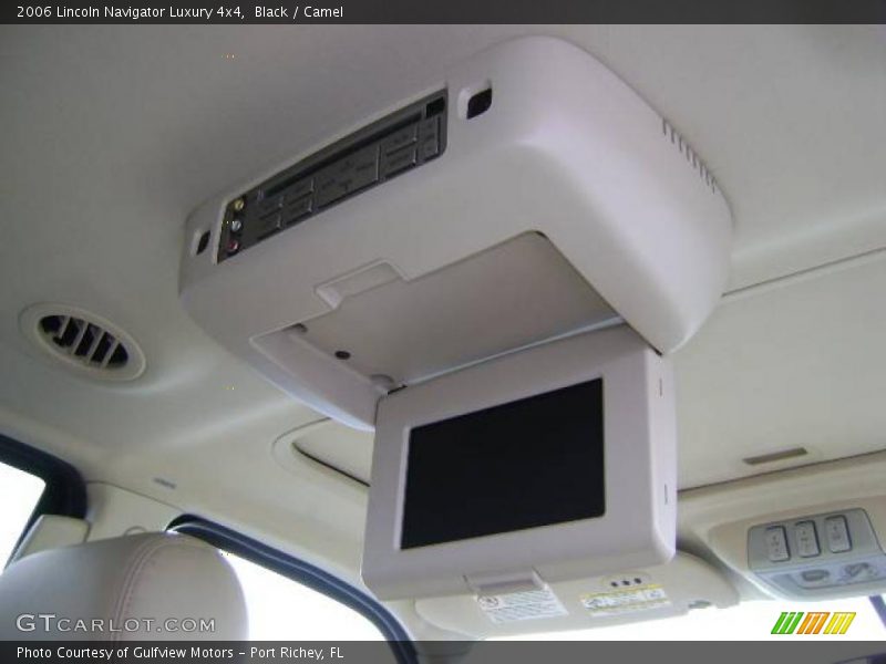 Black / Camel 2006 Lincoln Navigator Luxury 4x4
