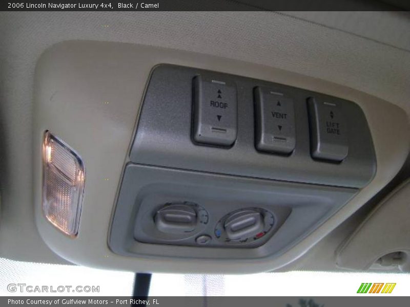 Black / Camel 2006 Lincoln Navigator Luxury 4x4