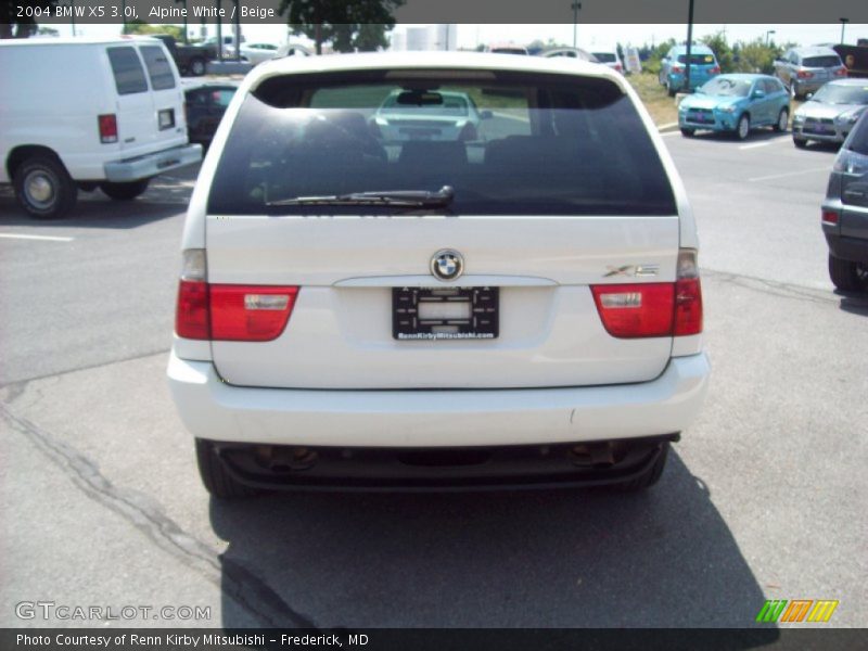 Alpine White / Beige 2004 BMW X5 3.0i