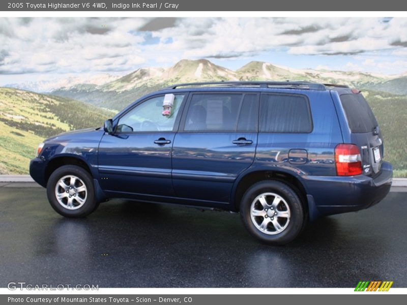 Indigo Ink Pearl / Gray 2005 Toyota Highlander V6 4WD
