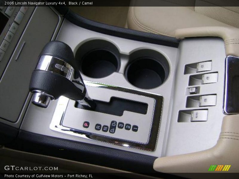 Black / Camel 2006 Lincoln Navigator Luxury 4x4