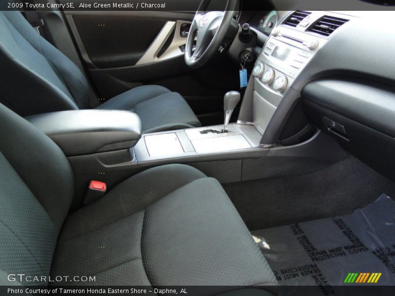 Aloe Green Metallic / Charcoal 2009 Toyota Camry SE