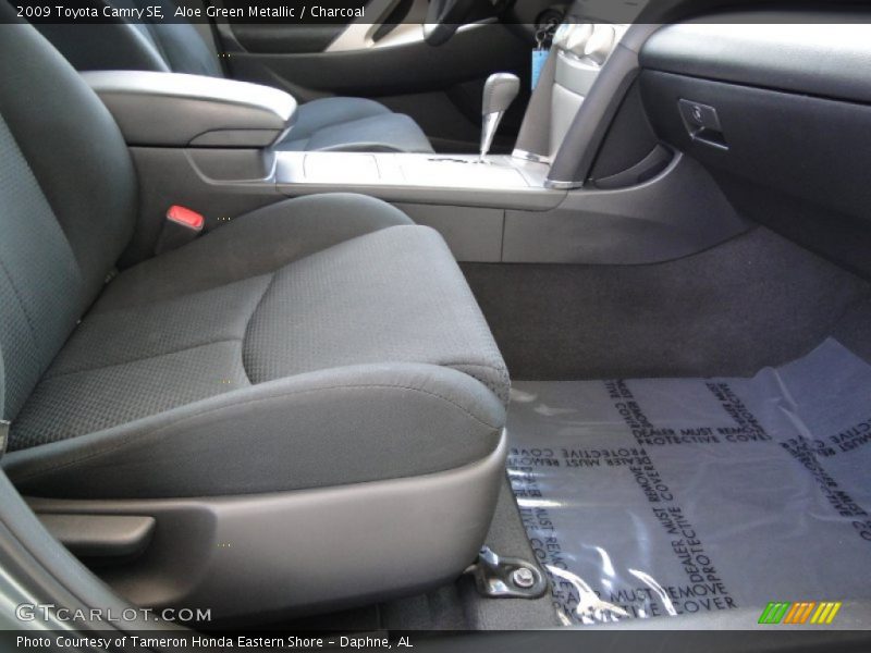 Aloe Green Metallic / Charcoal 2009 Toyota Camry SE