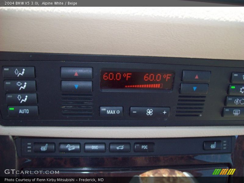Alpine White / Beige 2004 BMW X5 3.0i