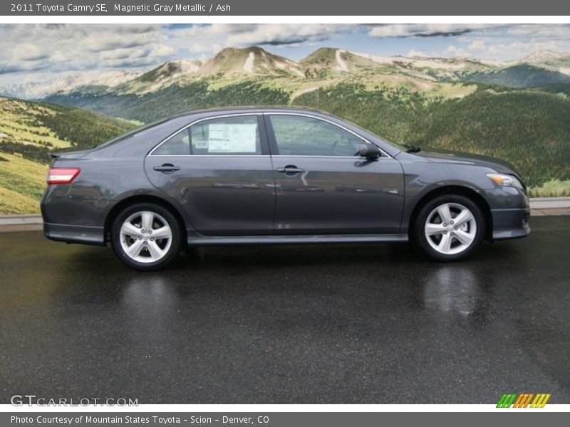 Magnetic Gray Metallic / Ash 2011 Toyota Camry SE