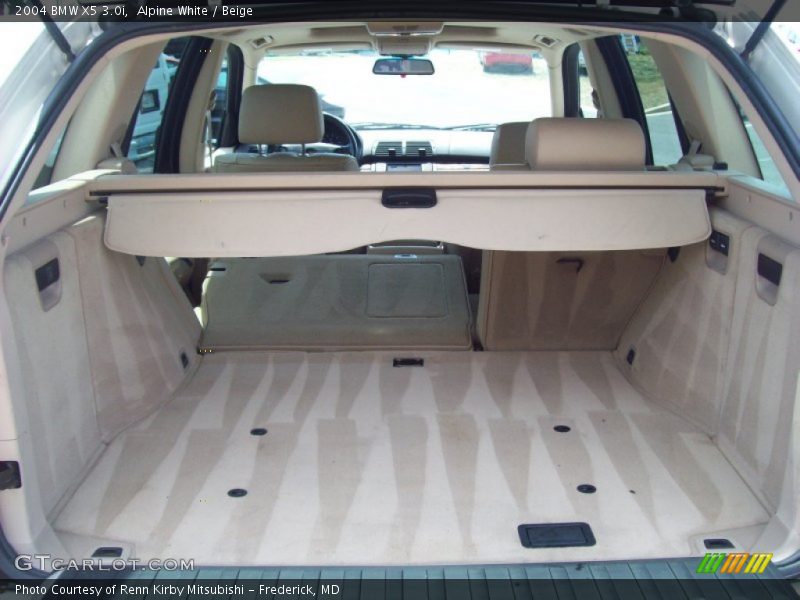 Alpine White / Beige 2004 BMW X5 3.0i