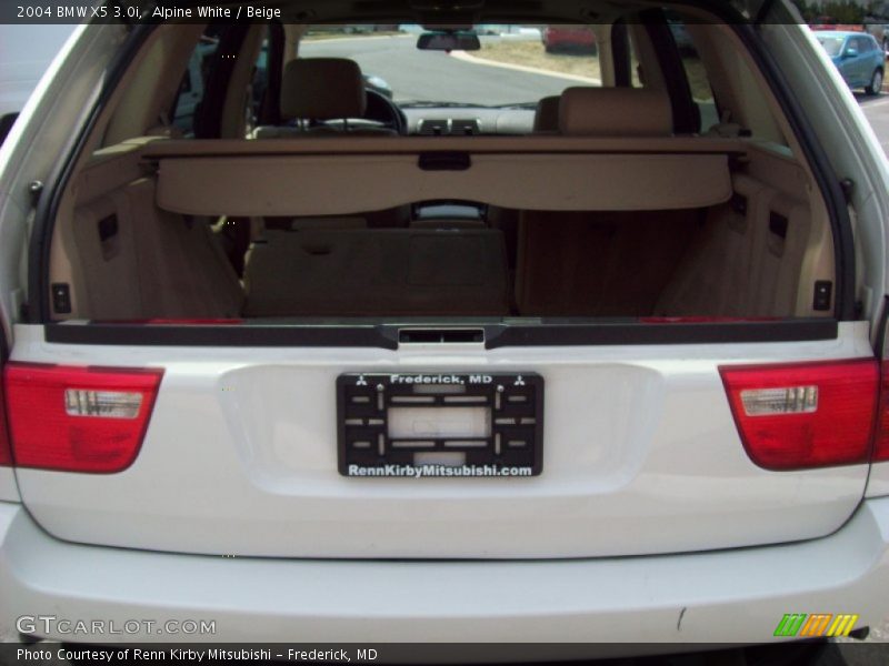 Alpine White / Beige 2004 BMW X5 3.0i