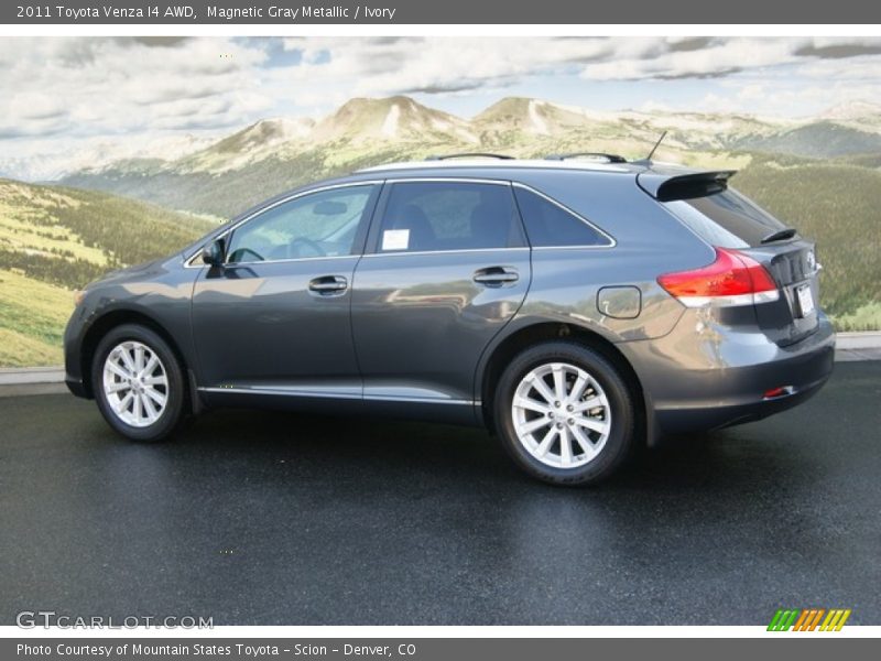 Magnetic Gray Metallic / Ivory 2011 Toyota Venza I4 AWD