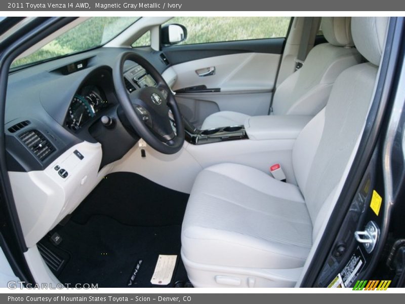 Magnetic Gray Metallic / Ivory 2011 Toyota Venza I4 AWD