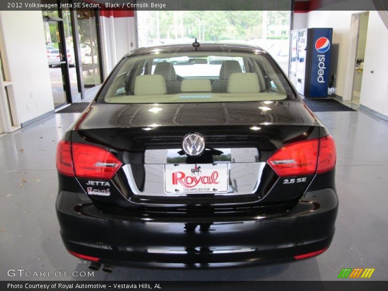 Black / Cornsilk Beige 2012 Volkswagen Jetta SE Sedan