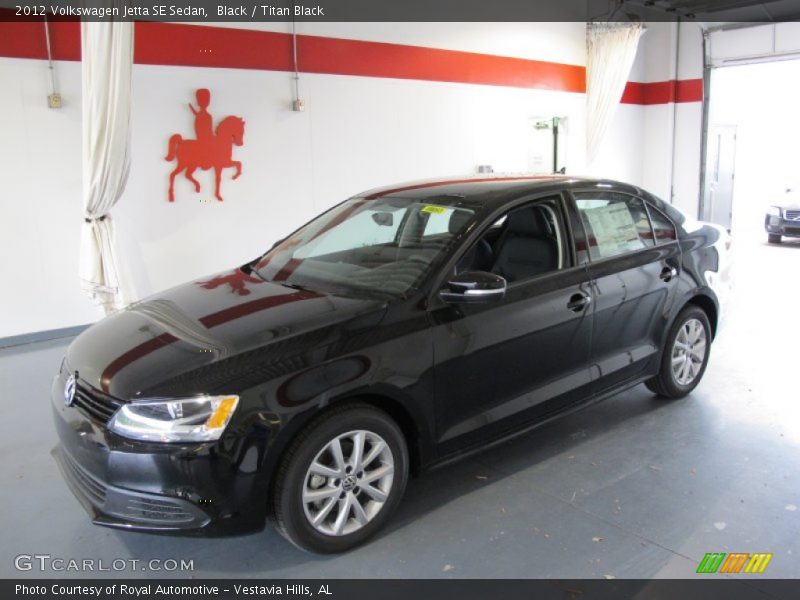 Black / Titan Black 2012 Volkswagen Jetta SE Sedan