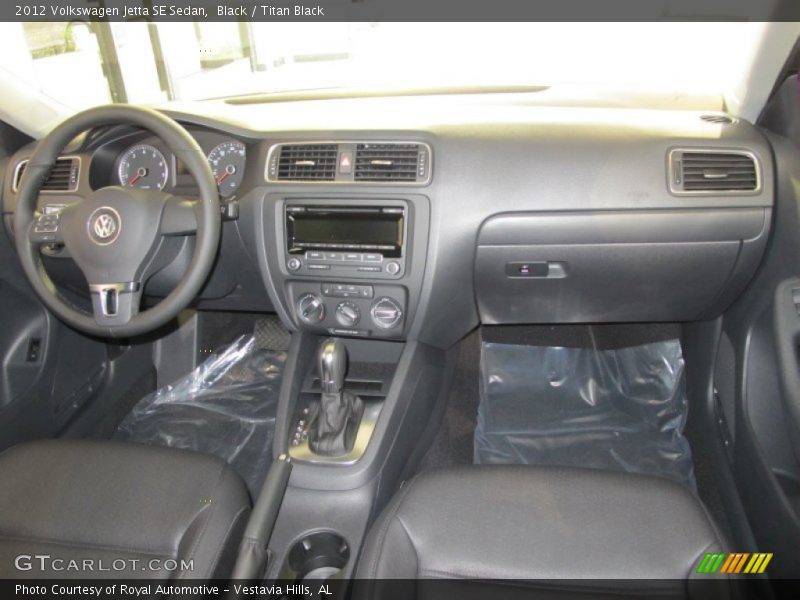 Black / Titan Black 2012 Volkswagen Jetta SE Sedan