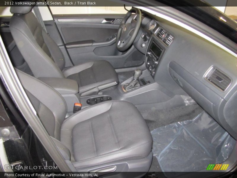 Black / Titan Black 2012 Volkswagen Jetta SE Sedan