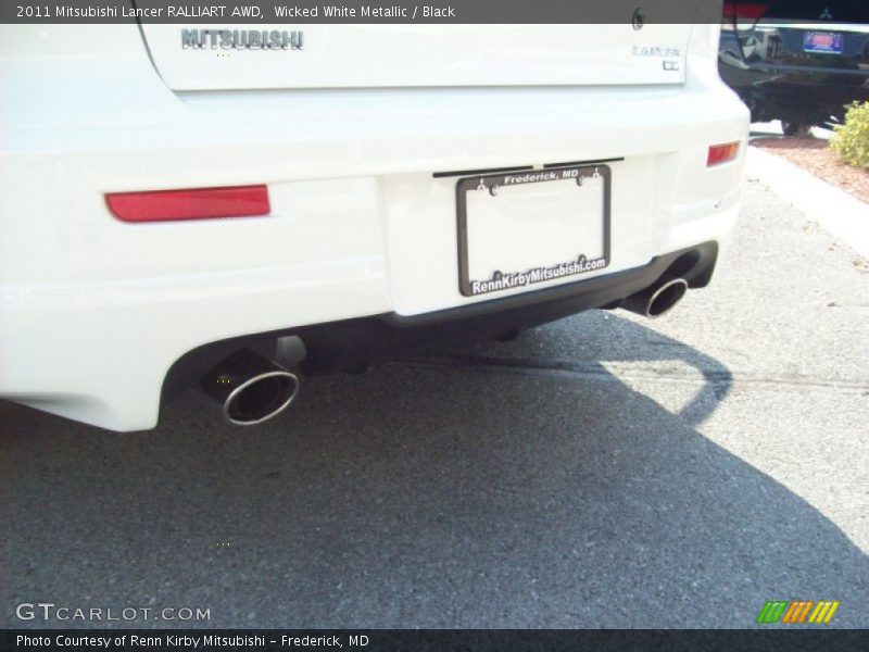 Wicked White Metallic / Black 2011 Mitsubishi Lancer RALLIART AWD