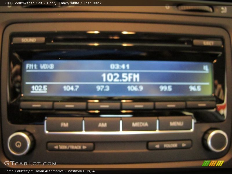 Candy White / Titan Black 2012 Volkswagen Golf 2 Door