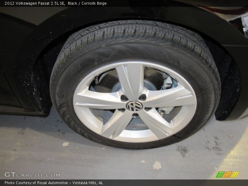 Black / Cornsilk Beige 2012 Volkswagen Passat 2.5L SE