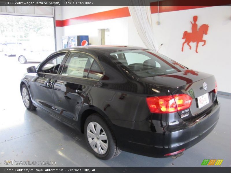 Black / Titan Black 2012 Volkswagen Jetta SE Sedan