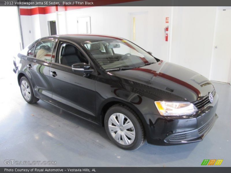 Black / Titan Black 2012 Volkswagen Jetta SE Sedan