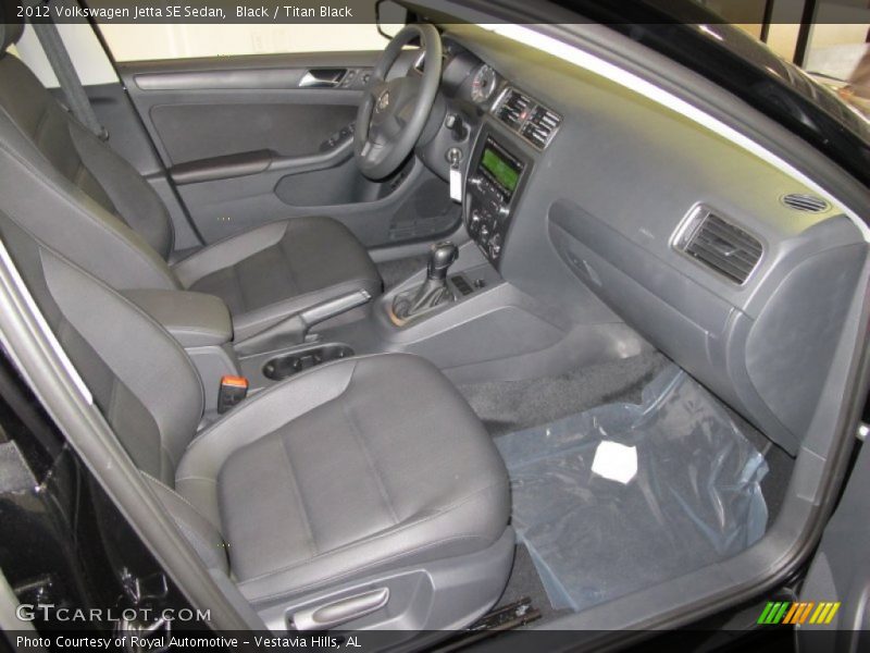 Black / Titan Black 2012 Volkswagen Jetta SE Sedan