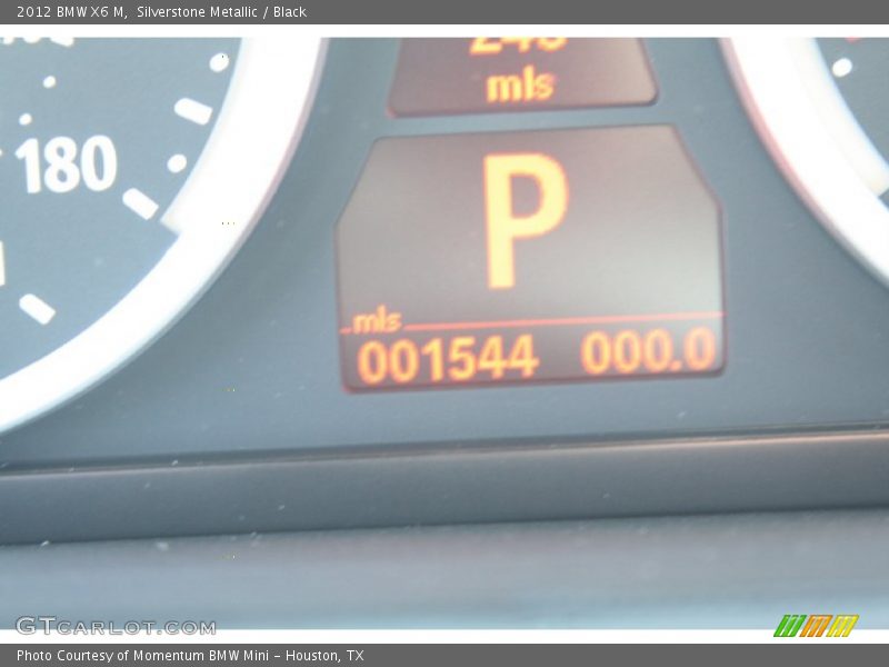 Silverstone Metallic / Black 2012 BMW X6 M
