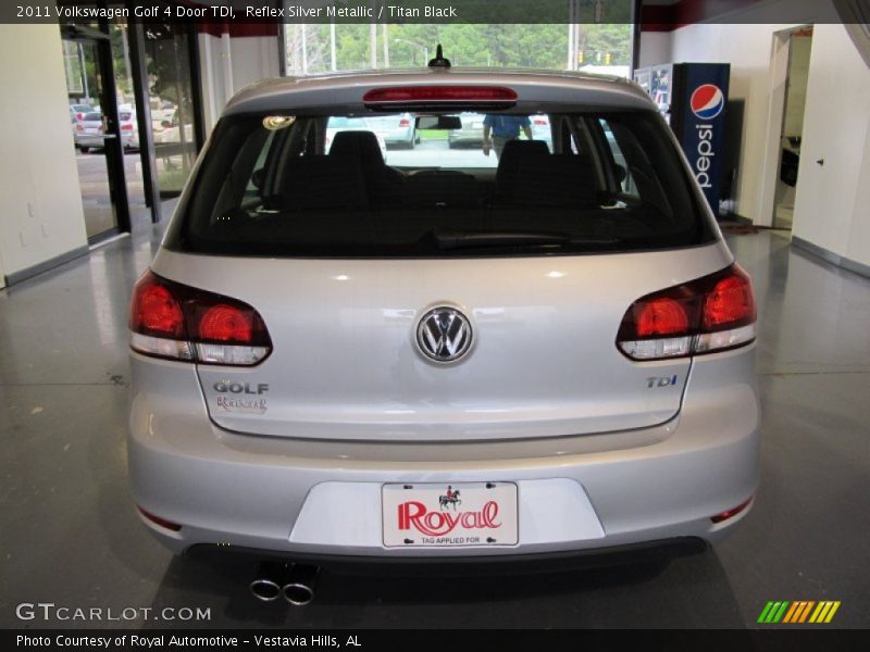 Reflex Silver Metallic / Titan Black 2011 Volkswagen Golf 4 Door TDI