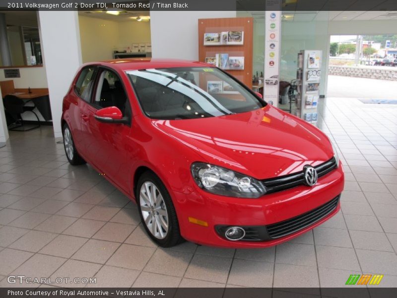 Front 3/4 View of 2011 Golf 2 Door TDI