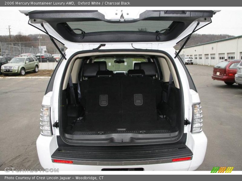 Oxford White / Charcoal Black 2006 Mercury Mountaineer Luxury AWD