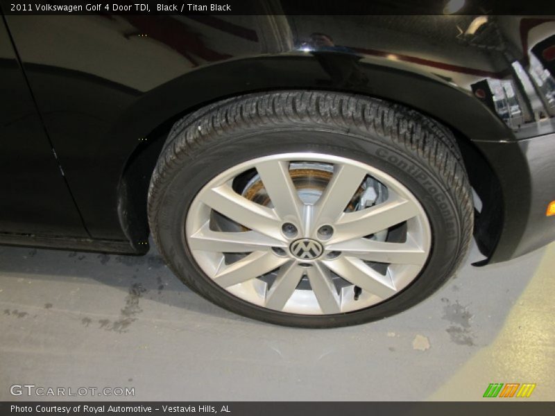  2011 Golf 4 Door TDI Wheel