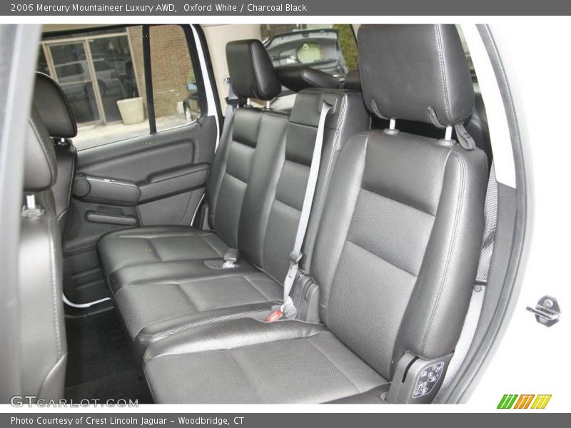 Oxford White / Charcoal Black 2006 Mercury Mountaineer Luxury AWD