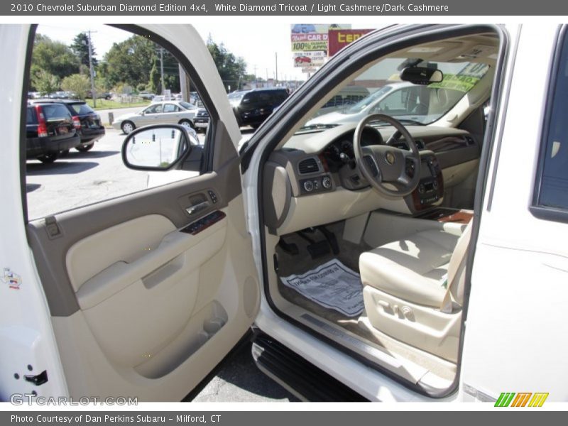 White Diamond Tricoat / Light Cashmere/Dark Cashmere 2010 Chevrolet Suburban Diamond Edition 4x4