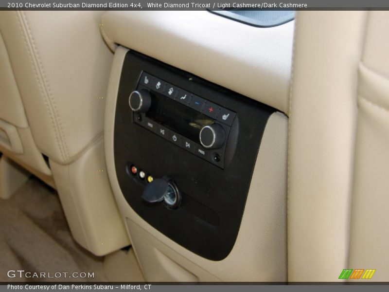 White Diamond Tricoat / Light Cashmere/Dark Cashmere 2010 Chevrolet Suburban Diamond Edition 4x4