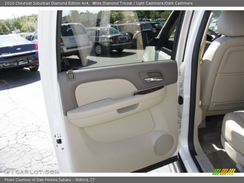 White Diamond Tricoat / Light Cashmere/Dark Cashmere 2010 Chevrolet Suburban Diamond Edition 4x4