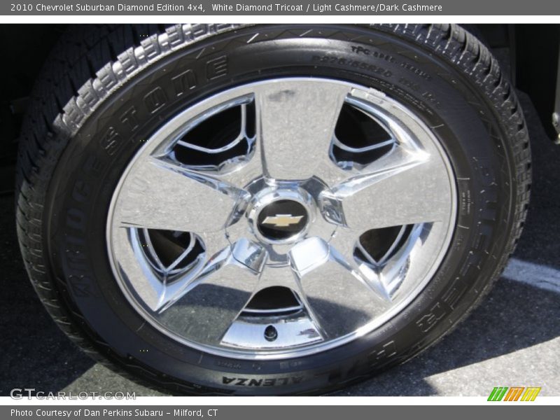 White Diamond Tricoat / Light Cashmere/Dark Cashmere 2010 Chevrolet Suburban Diamond Edition 4x4