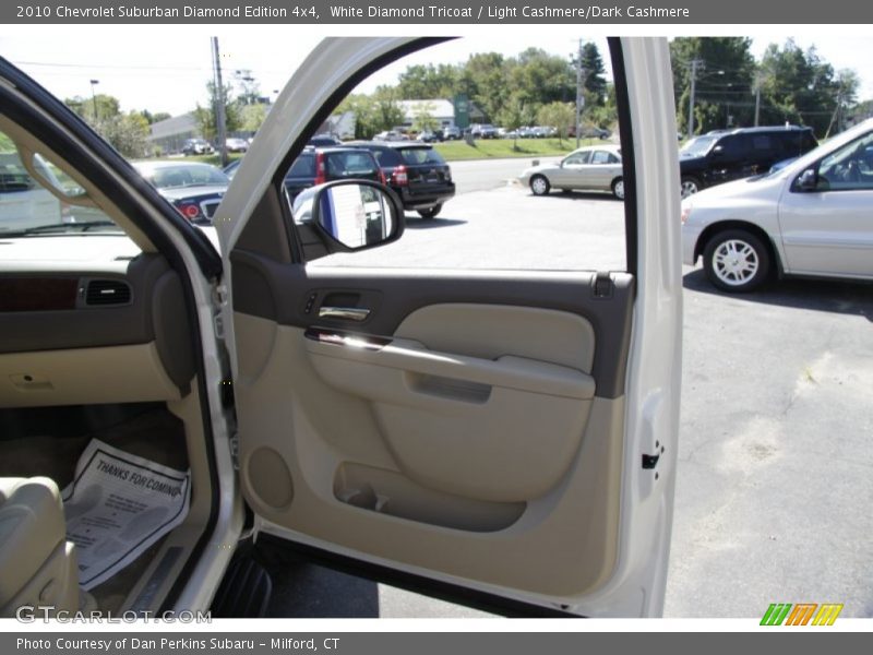 White Diamond Tricoat / Light Cashmere/Dark Cashmere 2010 Chevrolet Suburban Diamond Edition 4x4