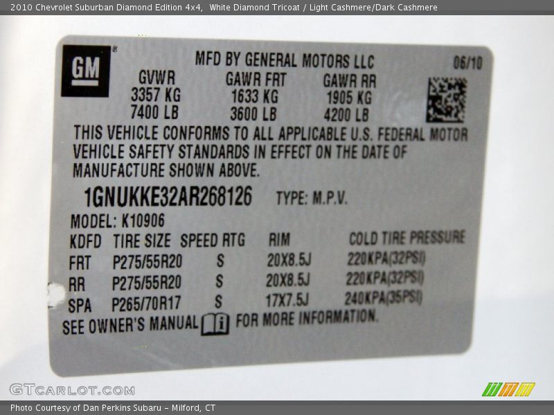 White Diamond Tricoat / Light Cashmere/Dark Cashmere 2010 Chevrolet Suburban Diamond Edition 4x4