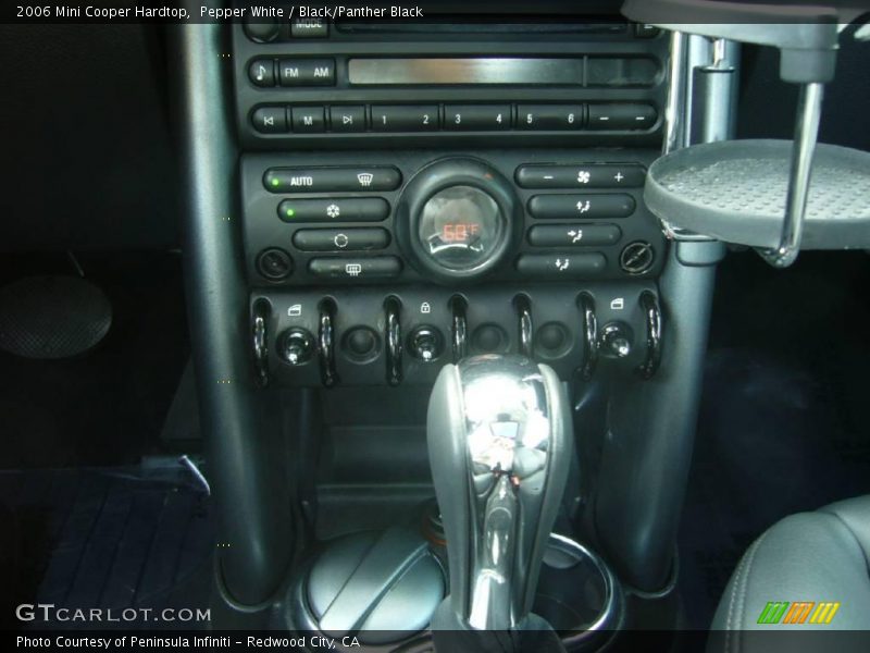 Pepper White / Black/Panther Black 2006 Mini Cooper Hardtop