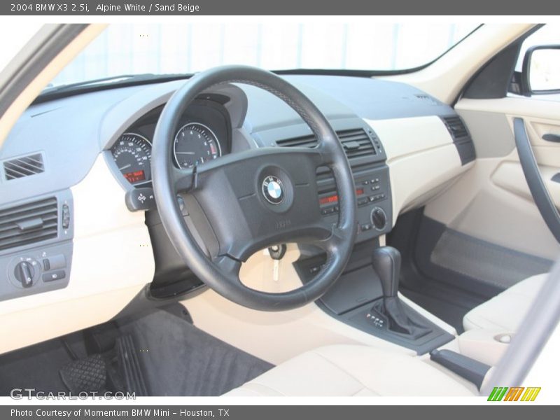 Alpine White / Sand Beige 2004 BMW X3 2.5i