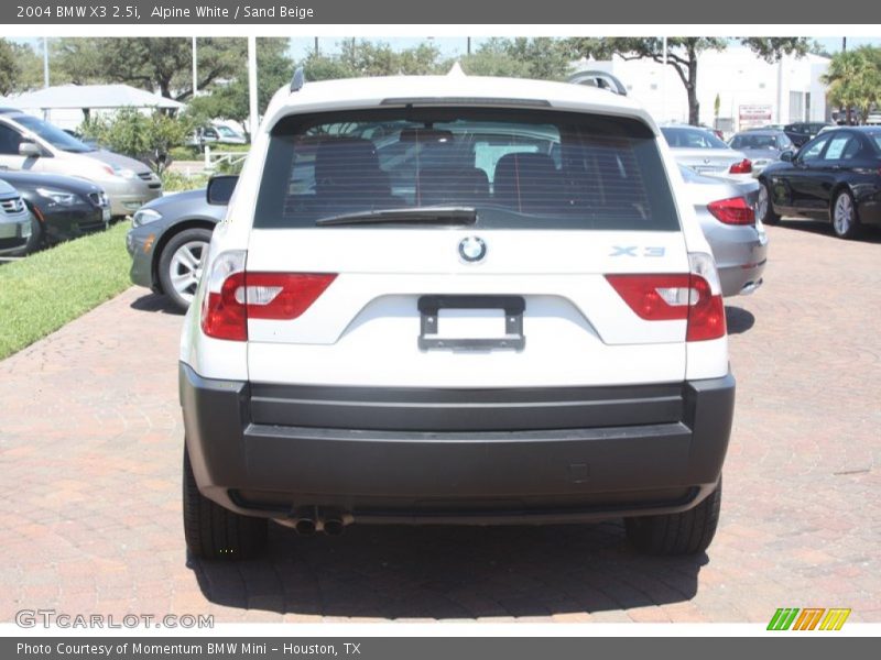 Alpine White / Sand Beige 2004 BMW X3 2.5i
