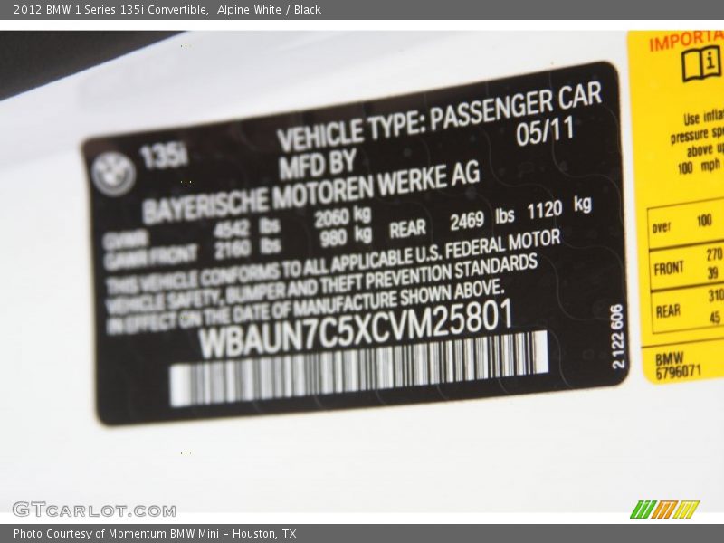Alpine White / Black 2012 BMW 1 Series 135i Convertible