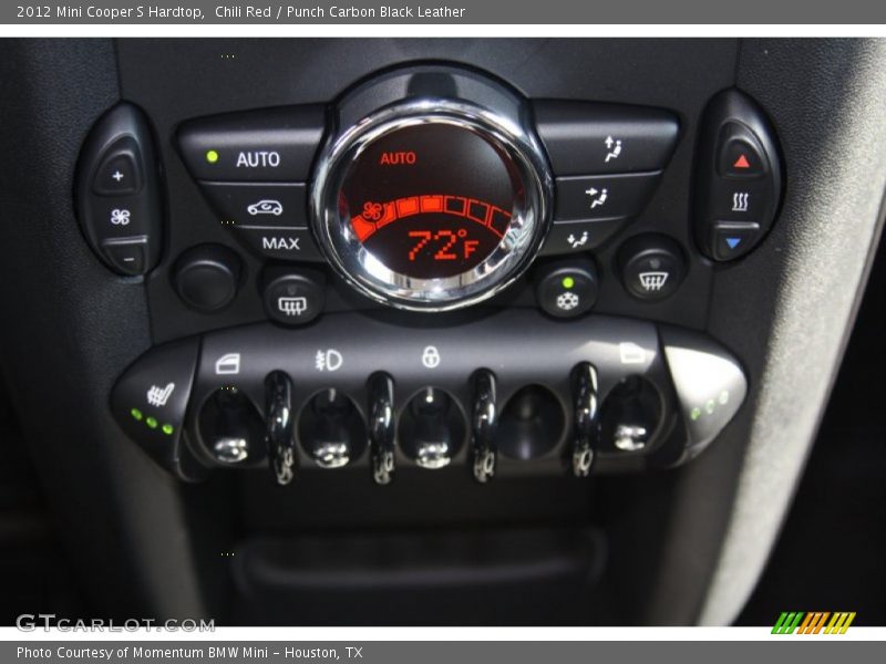 Controls of 2012 Cooper S Hardtop