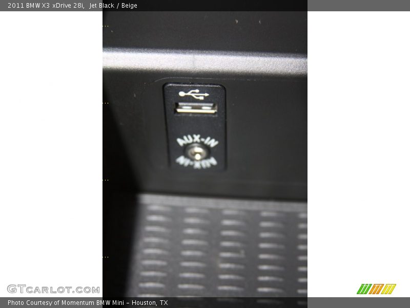 Jet Black / Beige 2011 BMW X3 xDrive 28i