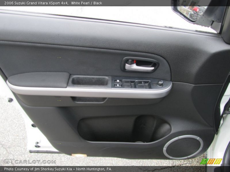 White Pearl / Black 2006 Suzuki Grand Vitara XSport 4x4