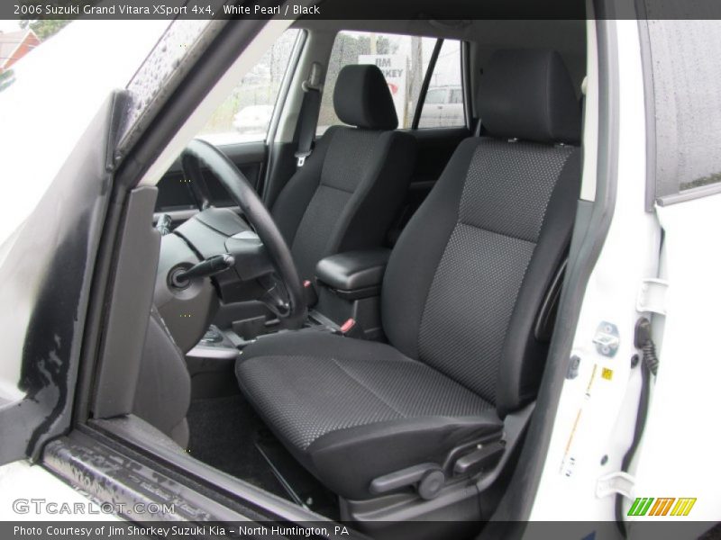 White Pearl / Black 2006 Suzuki Grand Vitara XSport 4x4