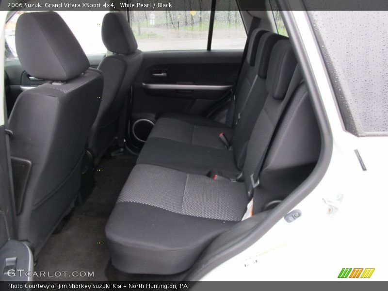 White Pearl / Black 2006 Suzuki Grand Vitara XSport 4x4
