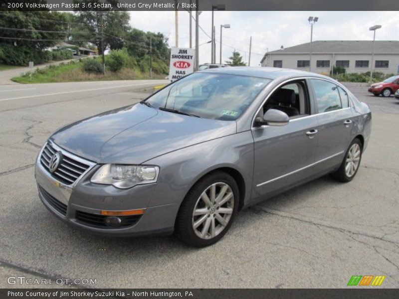 United Grey Metallic / Black 2006 Volkswagen Passat 3.6 Sedan