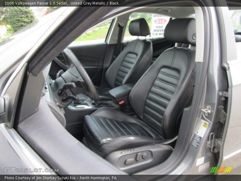 United Grey Metallic / Black 2006 Volkswagen Passat 3.6 Sedan