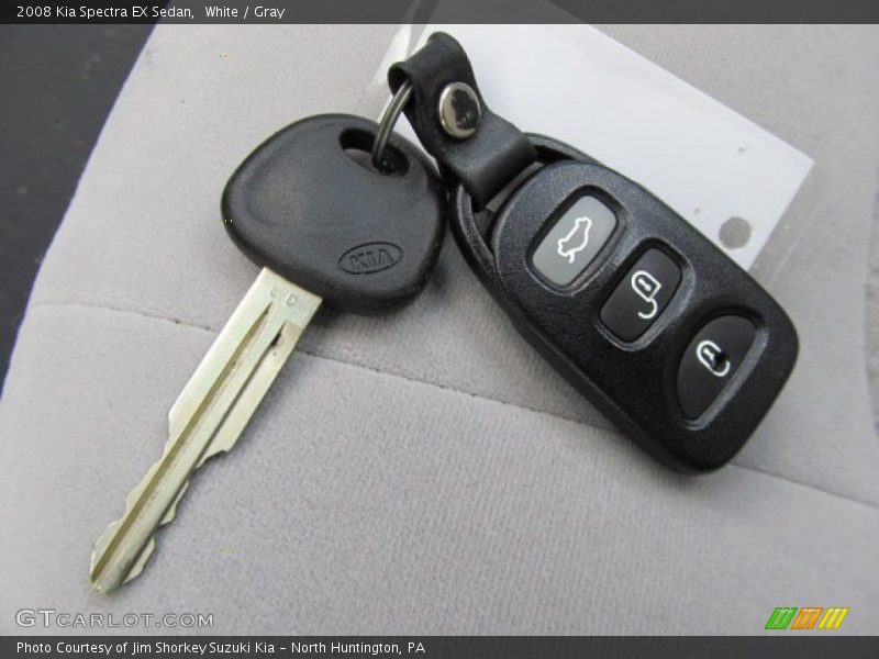 White / Gray 2008 Kia Spectra EX Sedan
