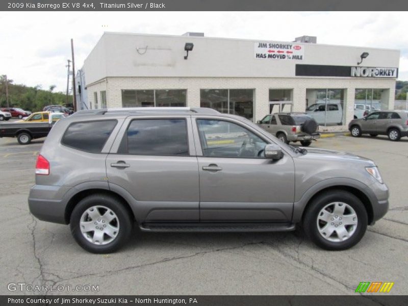 Titanium Silver / Black 2009 Kia Borrego EX V8 4x4